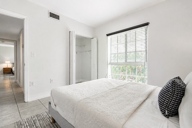 Photo - 290 Sunrise Dr Unit 301