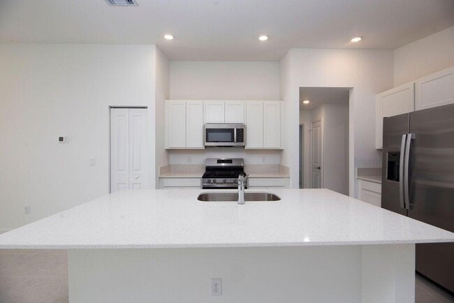 Photo - 11146 NW Fernbrook Dr