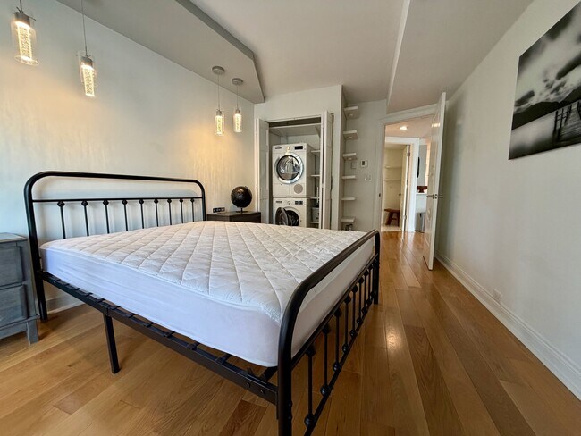 Photo - 300 N State St Unit 2807