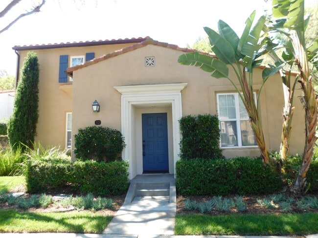 Building Photo - Beautiful detached home in Quail Hill. 2 M...