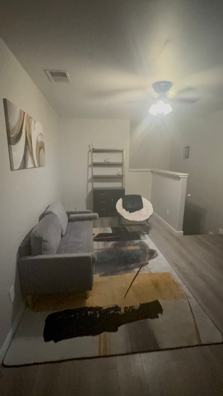 Photo - 1334 W Ridgewood Ct Unit B