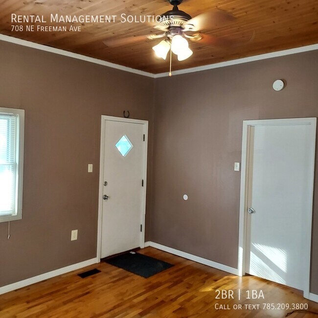 *OAKLAND AREA* 708 NE Freeman Ave 2 BED/... Rental House Rental in Topeka, KS