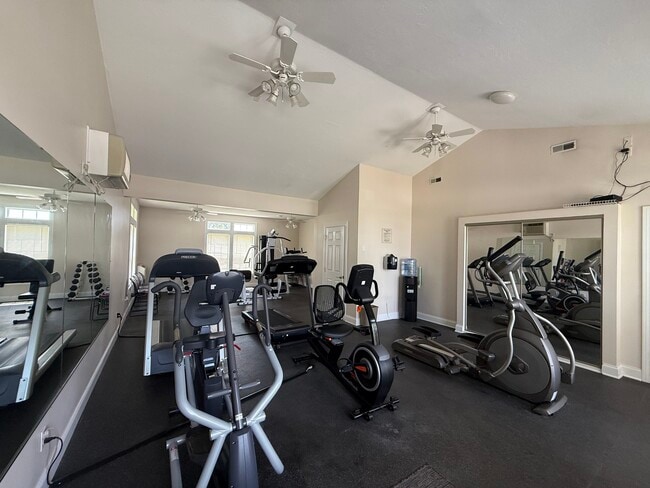 Photo - Freedom Crossing Apartments