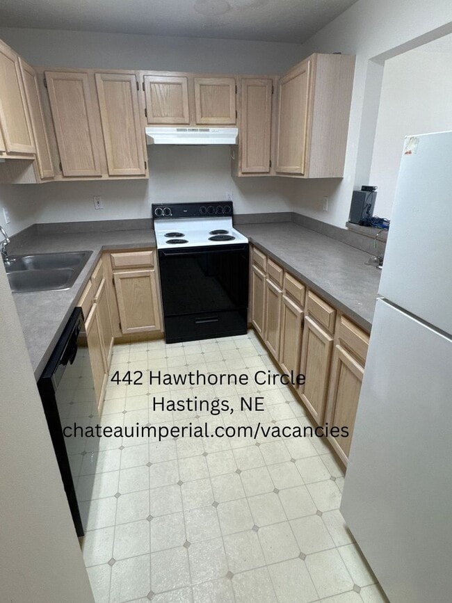Building Photo - 434-446 Hawthorne Circle Unit 442