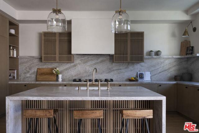 Photo - 14615 Greenleaf St