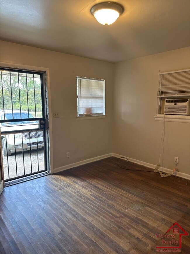 Photo - 3710 Central Ave Apartment Unit A