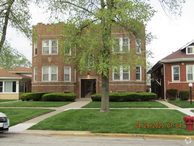 Building Photo - 7730 S Michigan Ave Unit 1st Floor Rental