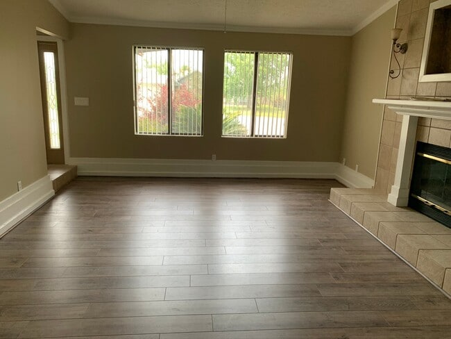 Photo - 2338 Briarwood Pl