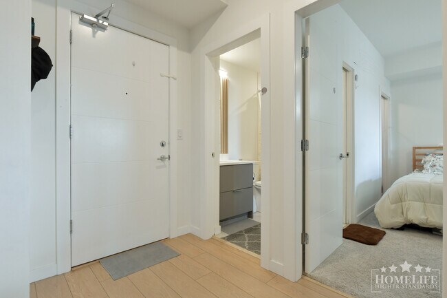 Photo - Beautiful Brand New 2 Bed 1 Bath Condo in Langley City Centre Unité 414