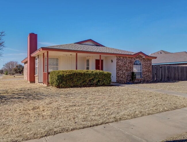 Photo - "Charming 3-Bed, 2-Bath Home in Lubbock - 1509 Sq Ft of Comfortable Living!"