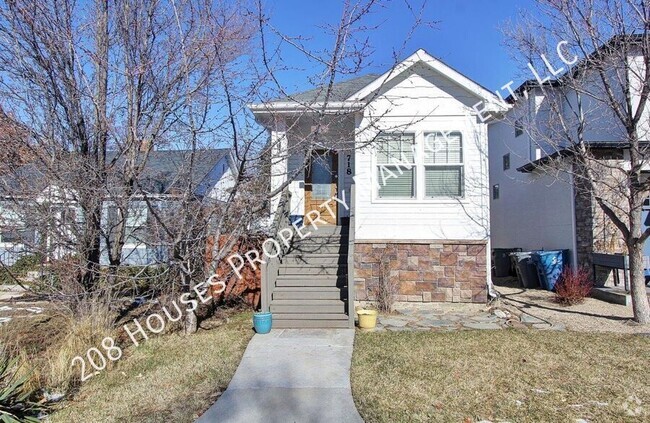 Building Photo - Quaint Cottage-Style Home in SE Boise