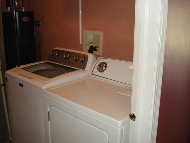 Photo - 1022 Evergreen Cir