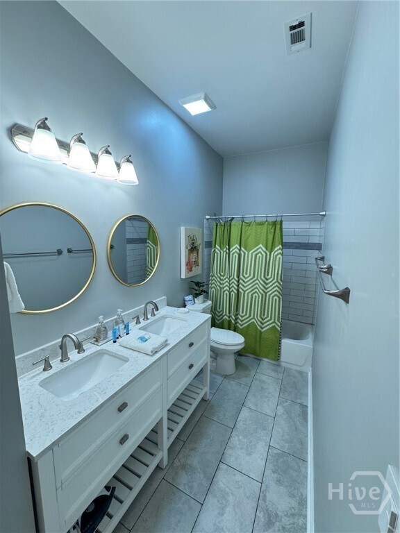 Building Photo - 321 W 31st St Rental