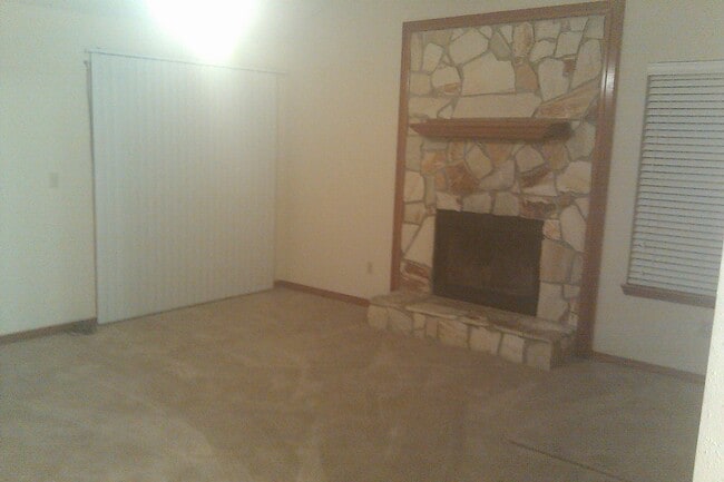 Photo - 418 Apple Dr