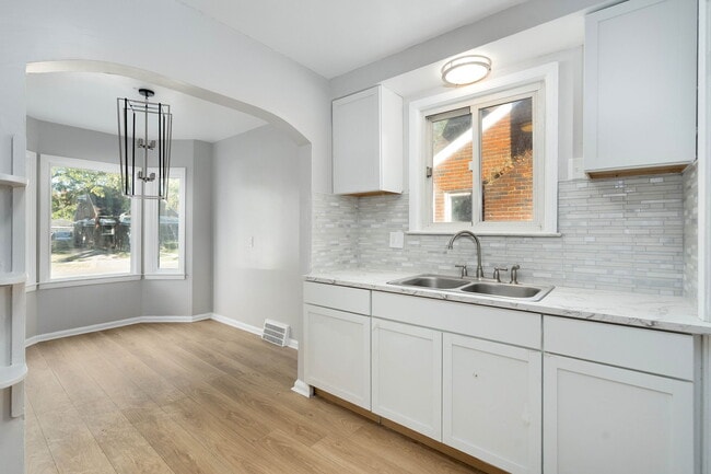 Photo - 11716 Coyle St