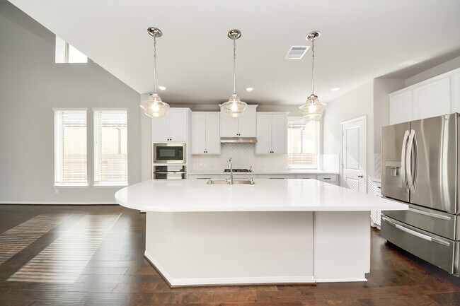 Photo - 1930 Waters Branch Dr