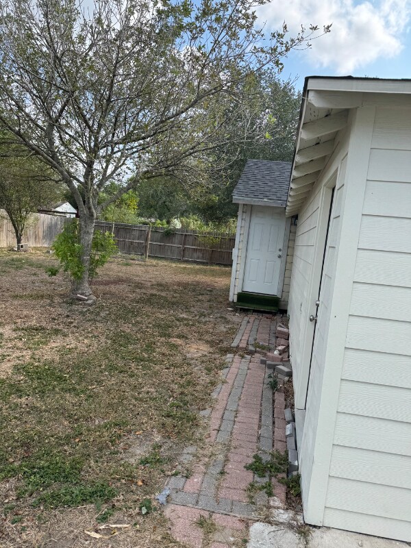 Photo - 5769 Hampshire Rd