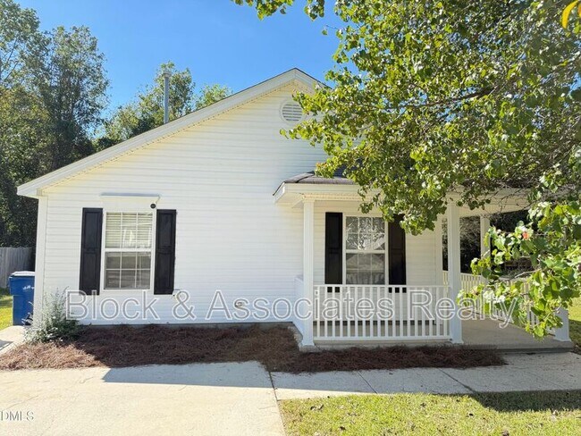 Building Photo - 4832 Silverdene St