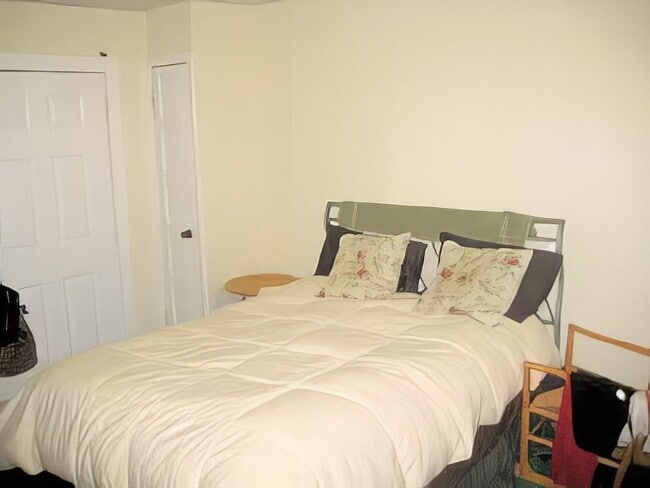 Photo - 393 Washington St Unit 3