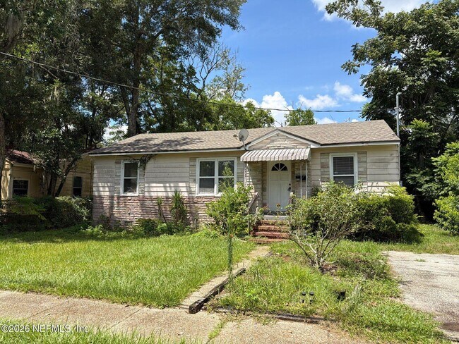 Photo - 8028 Delaware Ave