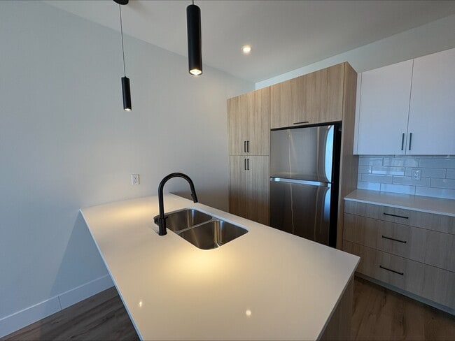 Photo - 1035 Melanson Rd Unité 606