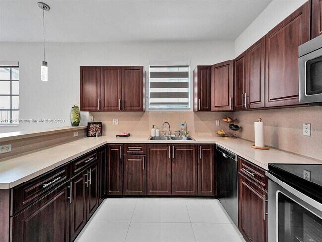 Photo - 7565 NW 177th Terrace