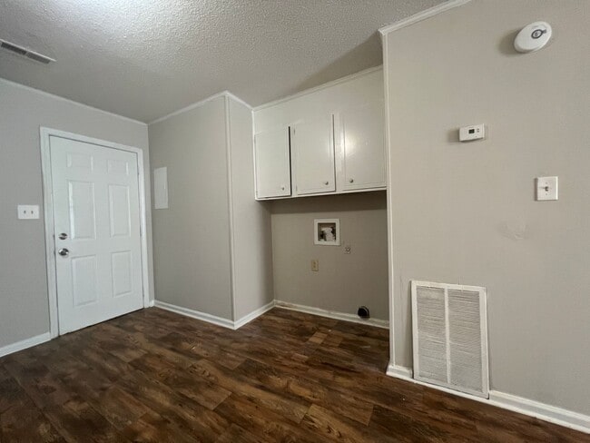 Photo - AVAILABLE TO SHOW!