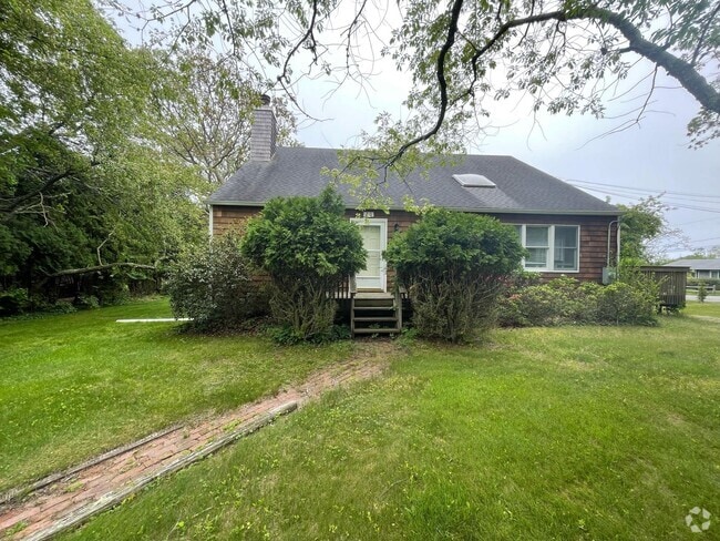 Building Photo - 20 Magee Dr Rental