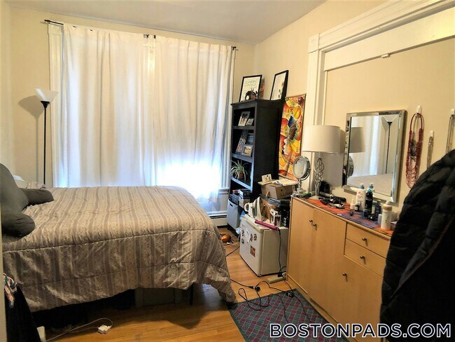 Photo - 21 Cortes St Unit 02