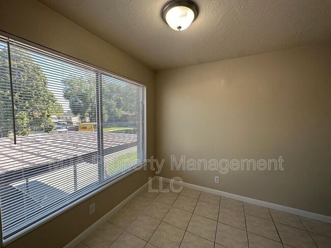 Photo - 4642 S Arlington Park Dr Unit 04