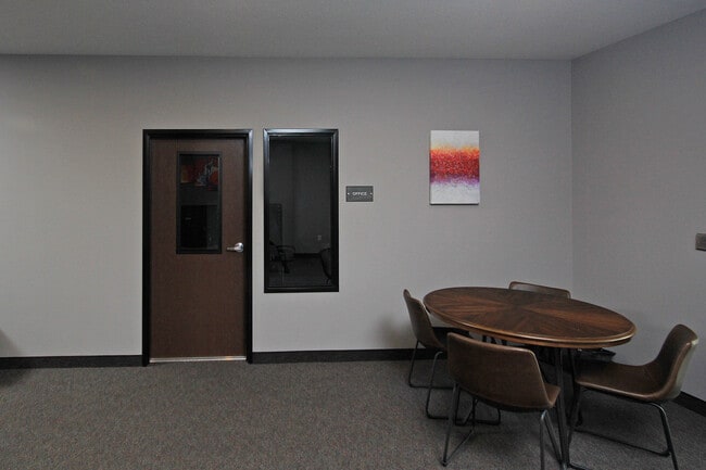 Photo - Central Lakes Apartments