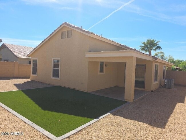 Photo - 3334 E Woodside Way