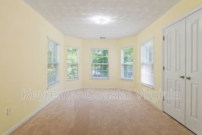 Photo - 16221 Farah Ct