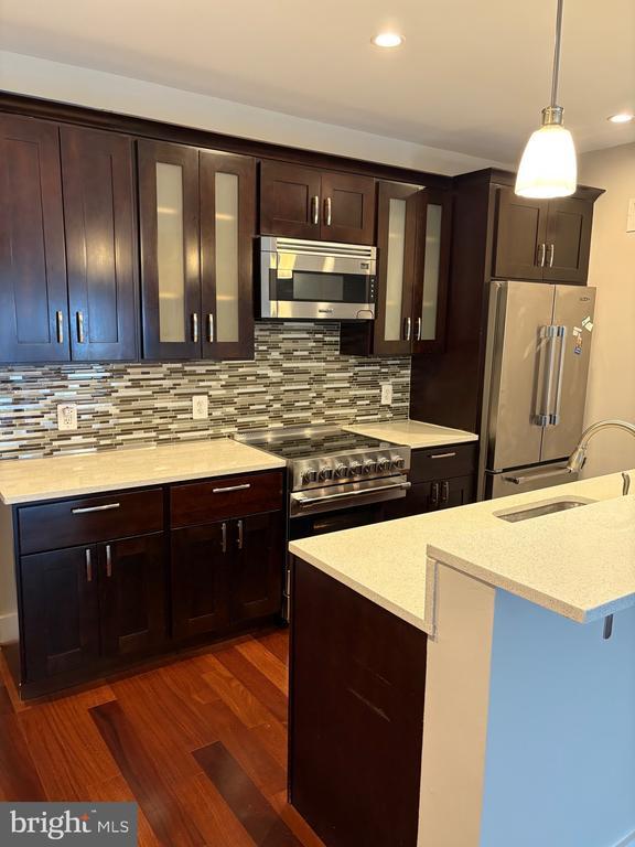 Photo - 4004 Edmunds St NW Unit 7