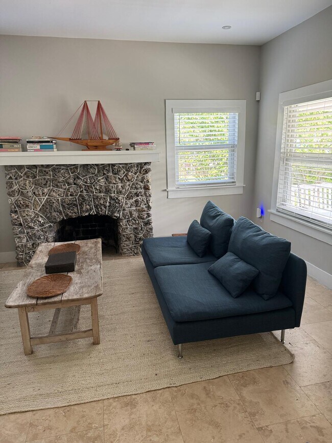 Photo - 2434 SW 15th St