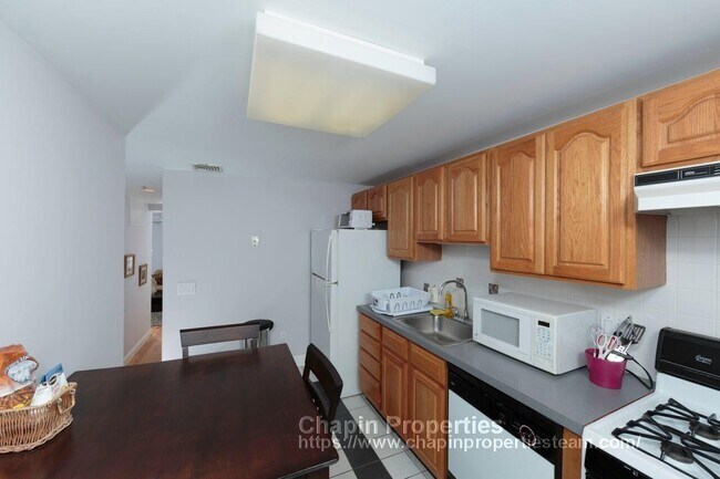 Building Photo - 7 Harvard Ave Unit 4B