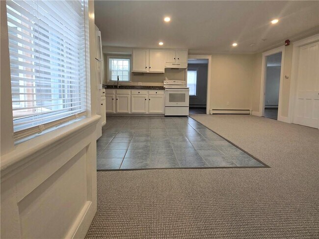 Photo - 354 Old Boston Neck Rd Unit 2