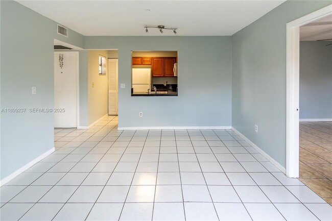 Photo - 14913 SW 104th St Unit 16-22