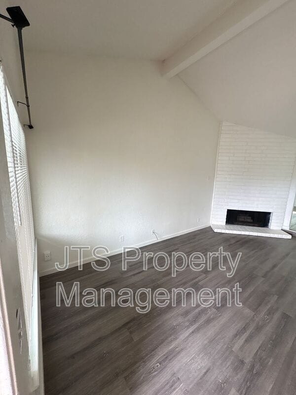 Photo - 7441 Willowcreek Dr