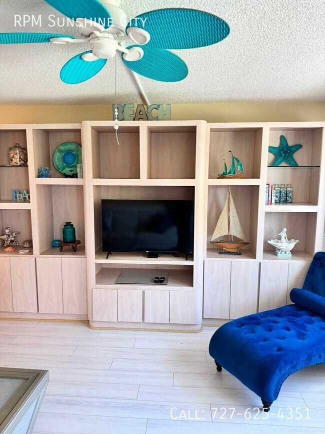 4550 Cove Cir