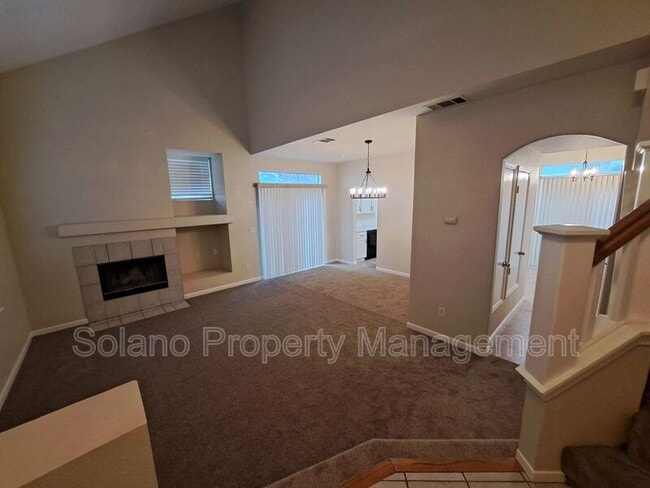 Photo - 849 Chateau Cir