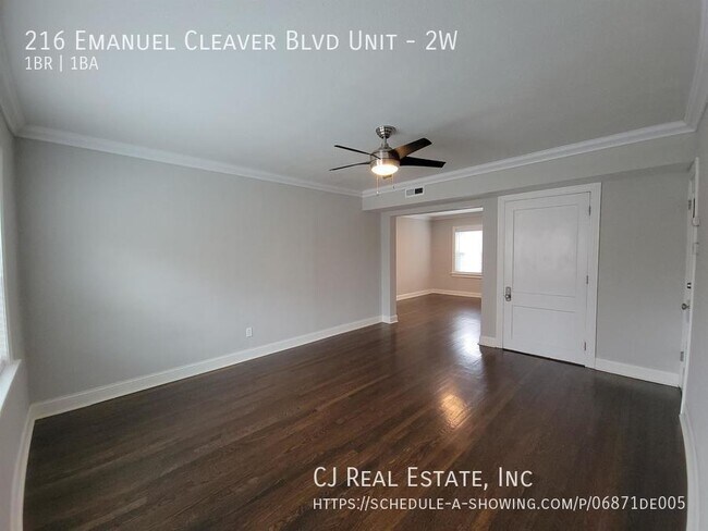 Photo - 216 Emanuel Cleaver II Blvd.