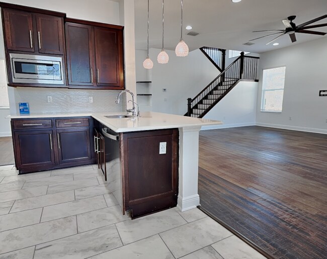 Photo - 2684 Tarragona Wy