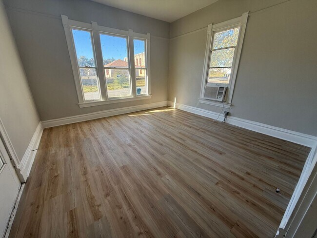 Photo - 1923 S Izard St Unidad A