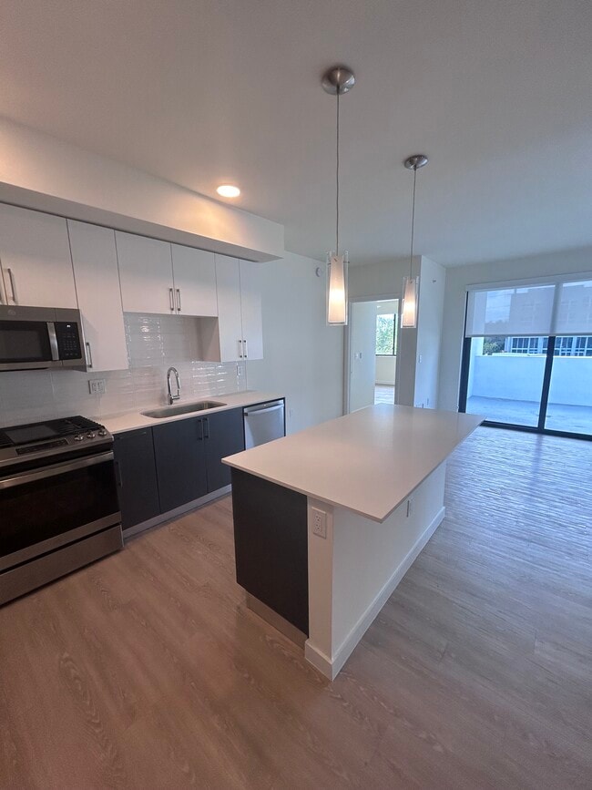 Photo - 2385 NE 194th St Unit D7
