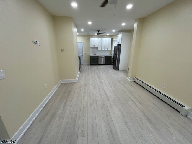 Photo - 15 N 14th St Unidad 3