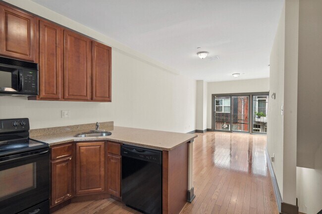 Building Photo - 1947 N Gratz St Unit 2