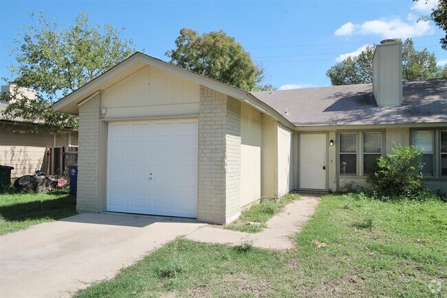 Building Photo - 12805 Broughton Way Rental