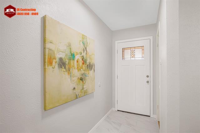 Photo - 720 E Williamsburg Manor