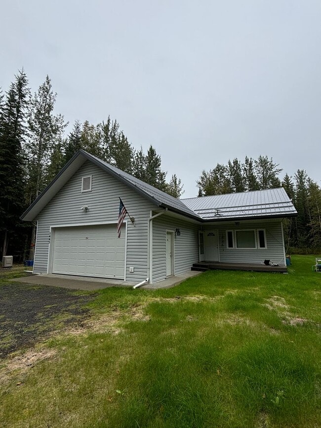 Pet friendly 3 bedroom home in North Pole ... - Pet friendly 3 bedroom home in North Pole ...